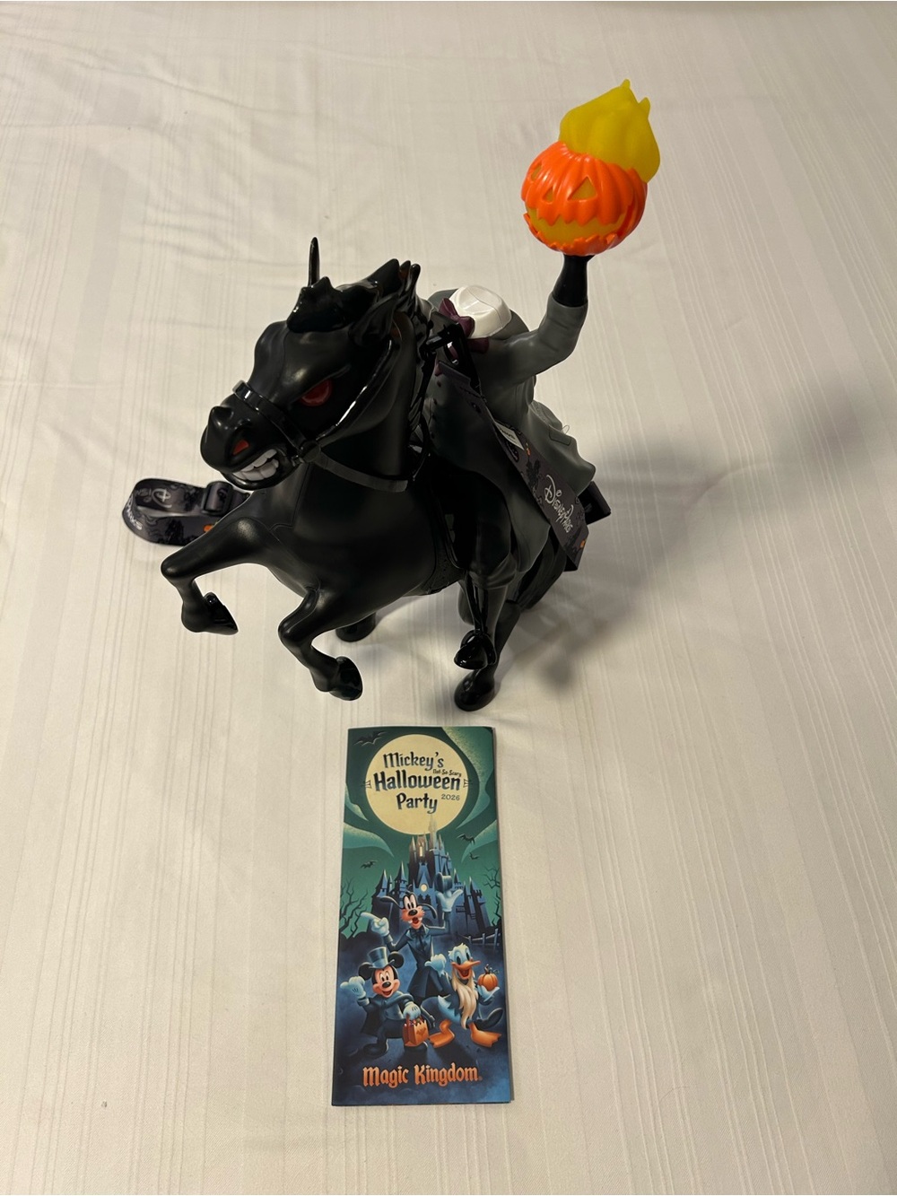 2026 Disney Parks MNSSHP Headless Horsemen Popcorn Bucket / In Hand